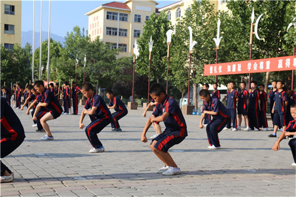 小孩子多少岁适合去学武术?