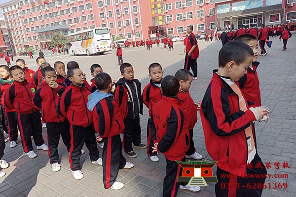 嵩山少林俗文武学校