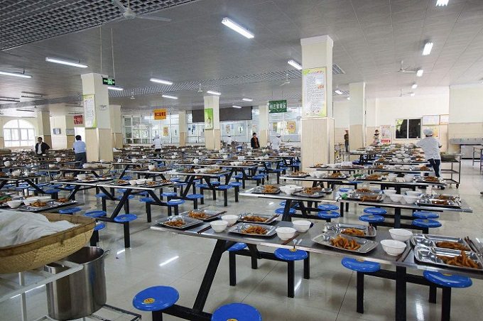 嵩山少林武术学校食堂实拍，四菜一汤营养均衡