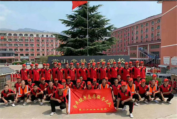 河南嵩山少林寺武校上学要花多少钱？贫困生有